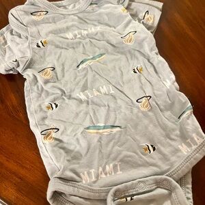 Kyte Baby Gray Miami Heat Newborn Onesie